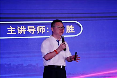 開(kāi)啟 智造 新時(shí)代,東方澳龍?jiān)诼飞? />
</span>
<span id=